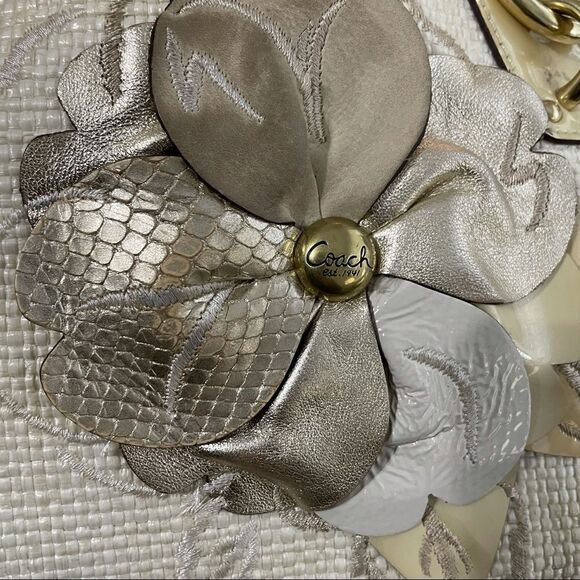 COACH Limited Edition Hamptons Floral Straw Bag 98 - Picture 12 of 14